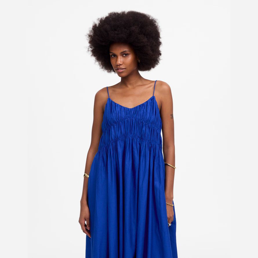 madewell texturerat v-neck midi-dam i blå klänning